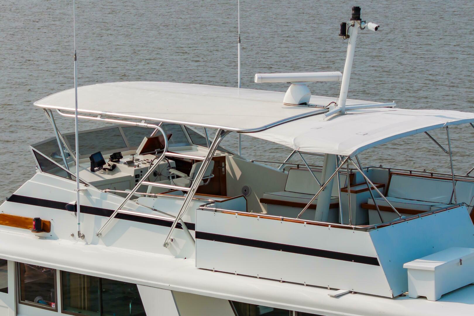Slide: The Image of 1980 Hatteras Extended Deck Power 9832157 981829155 0 090620250652 7 - 5375841