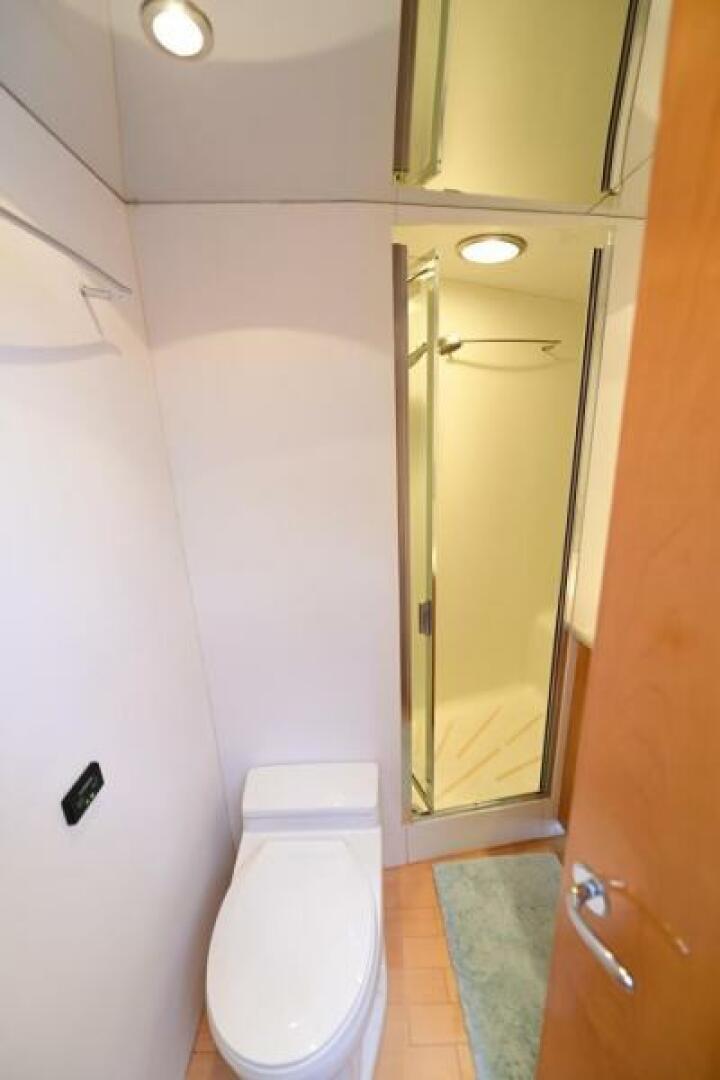Slide: The Image of Hatteras Flybridge 2000 - 4088817