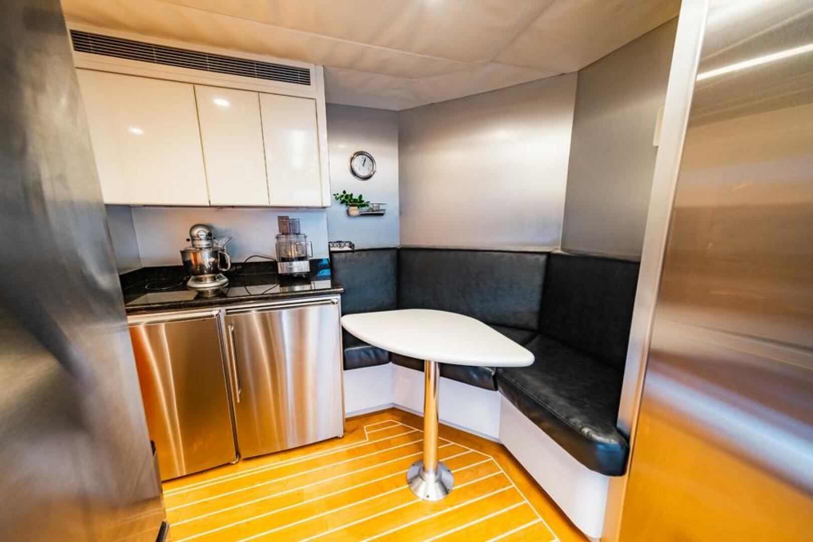 Slide: The Image of Galley to Stbd - 4879848