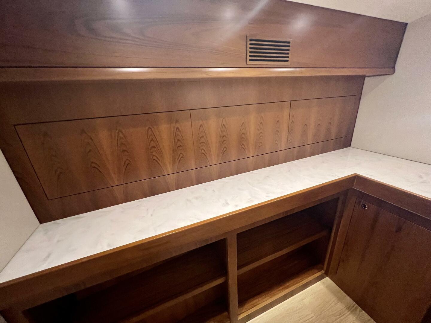Slide: The Image of Hatteras 59 Change Order- Master Stateroom 2021 Hatteras GT59 Convertible-Chang2021 Hatteras GT59 Convertible-Change Order Order - 3947352