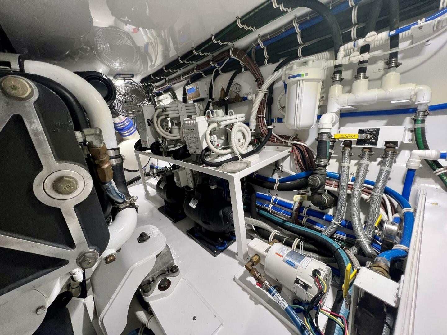 Slide: The Image of Hatteras 59 Change Order- Engine Room 2021 Hatteras GT59 Convertible-Change Order - 3947369