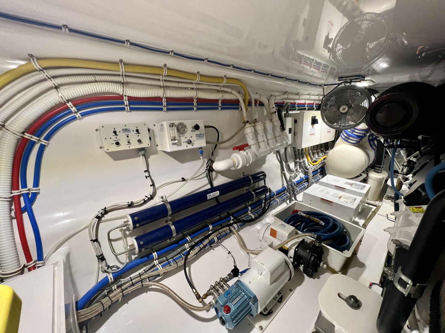 Slide: The Image of Hatteras 59 Change Order- Engine Room 2021 Hatteras GT59 Convertible-Change Order - 3947370