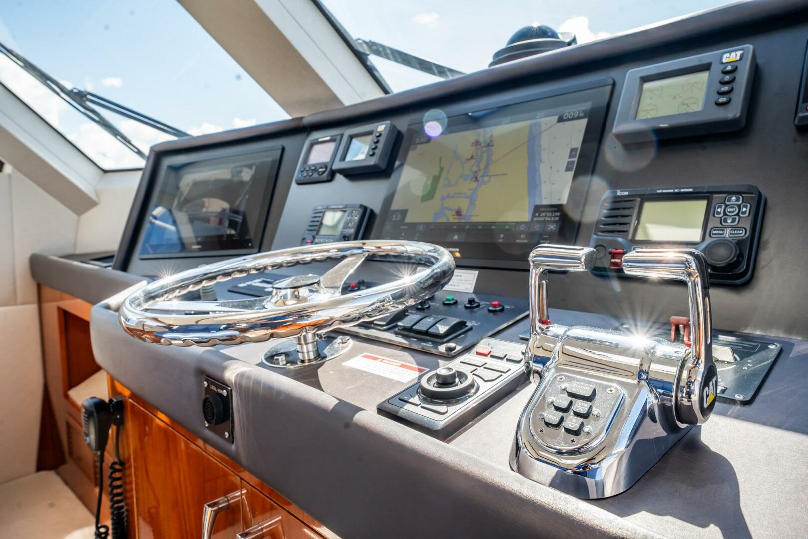 Slide: The Image of Hatteras GT63 2018 - 5021209