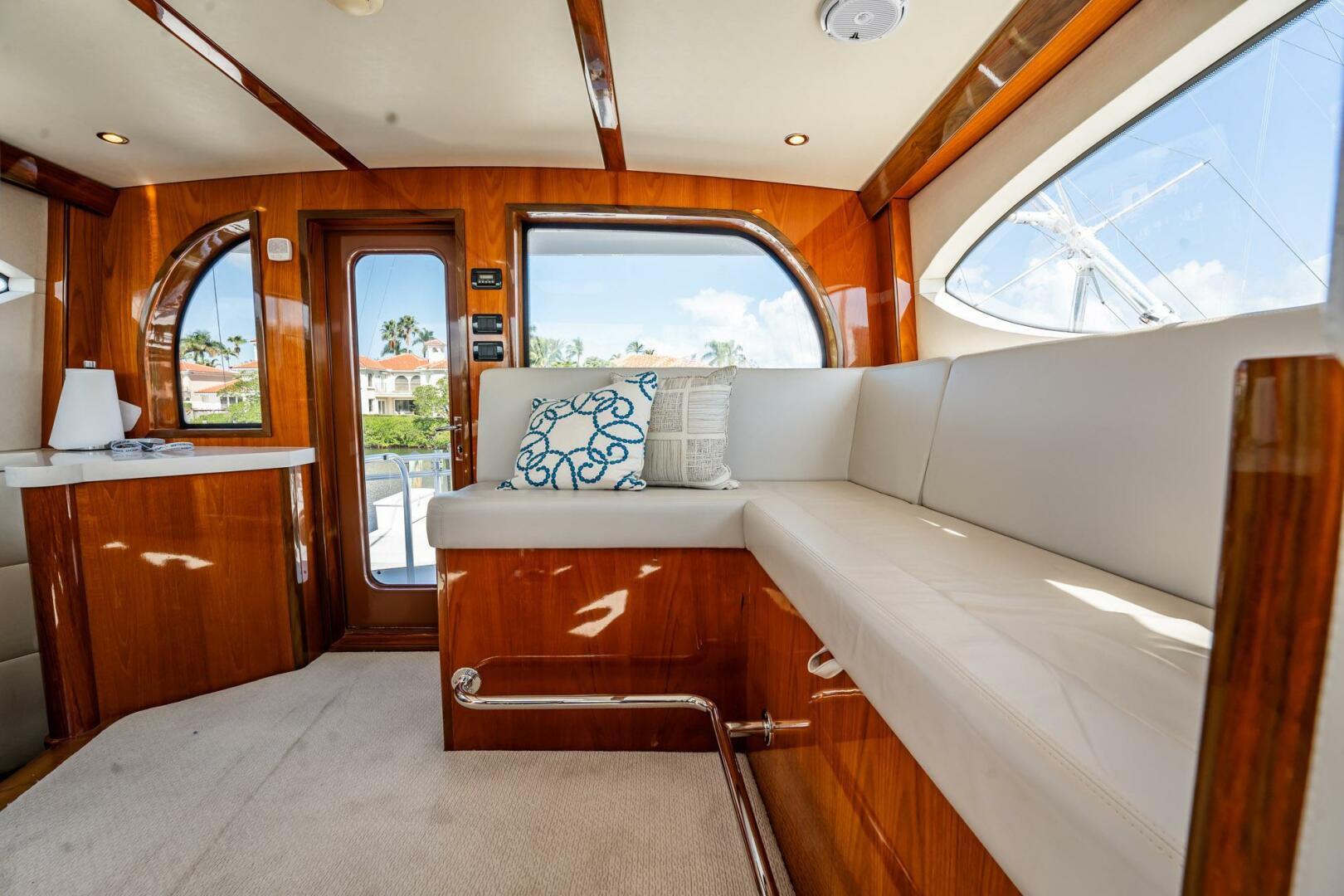 Slide: The Image of Hatteras GT63 2018 - 5021220