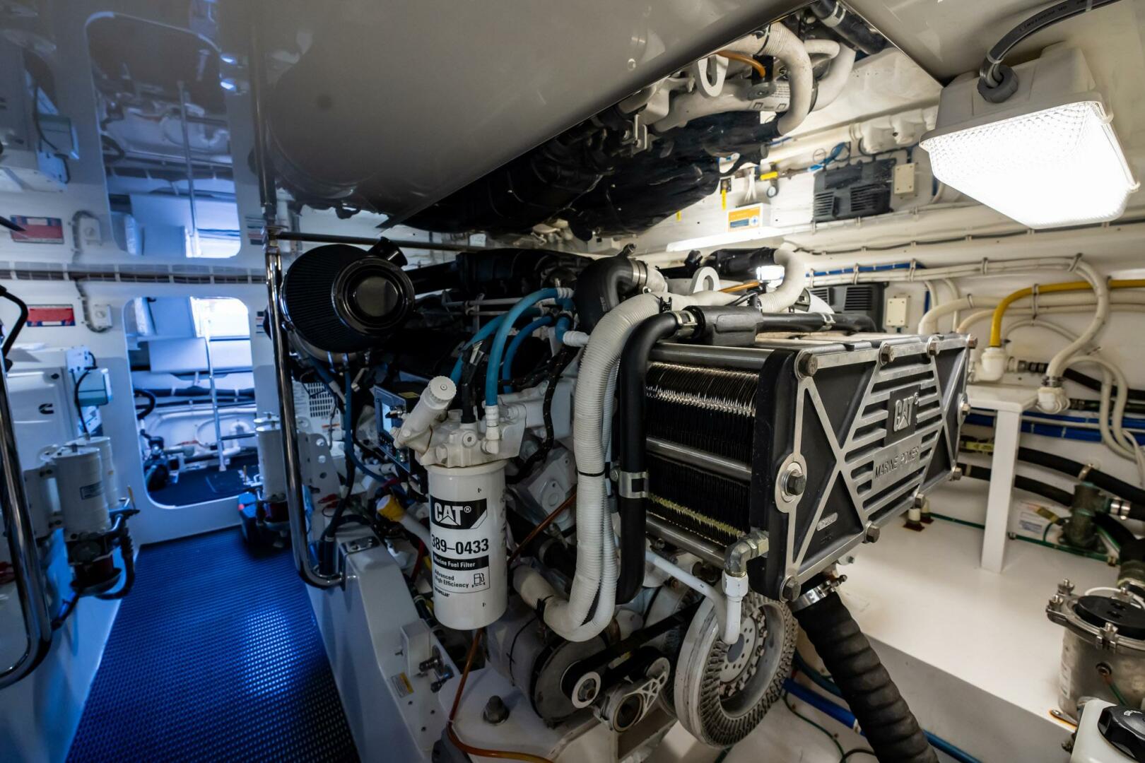 Slide: The Image of Hatteras GT63 2018 - 5021255