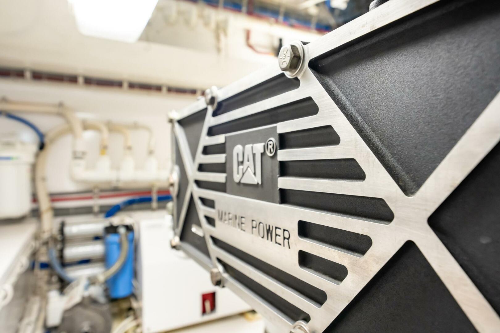 Slide: The Image of Hatteras GT63 2018 - 5021256