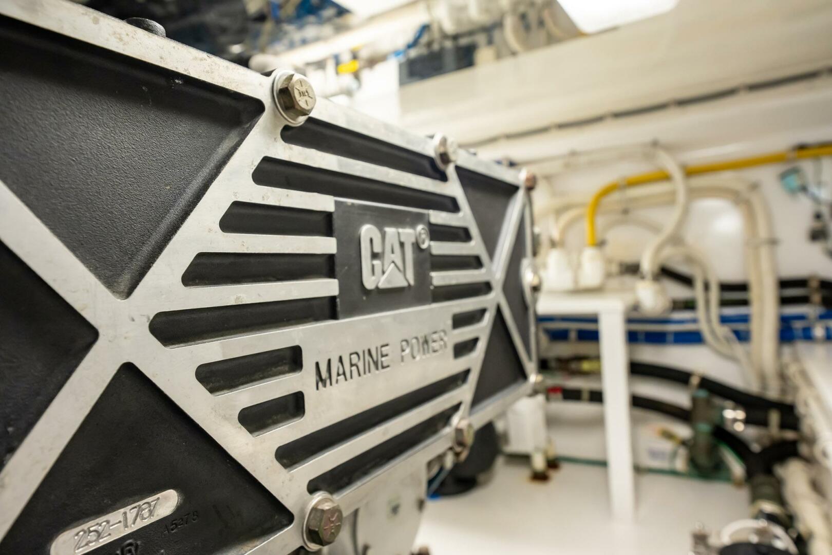 Slide: The Image of Hatteras GT63 2018 - 5021257
