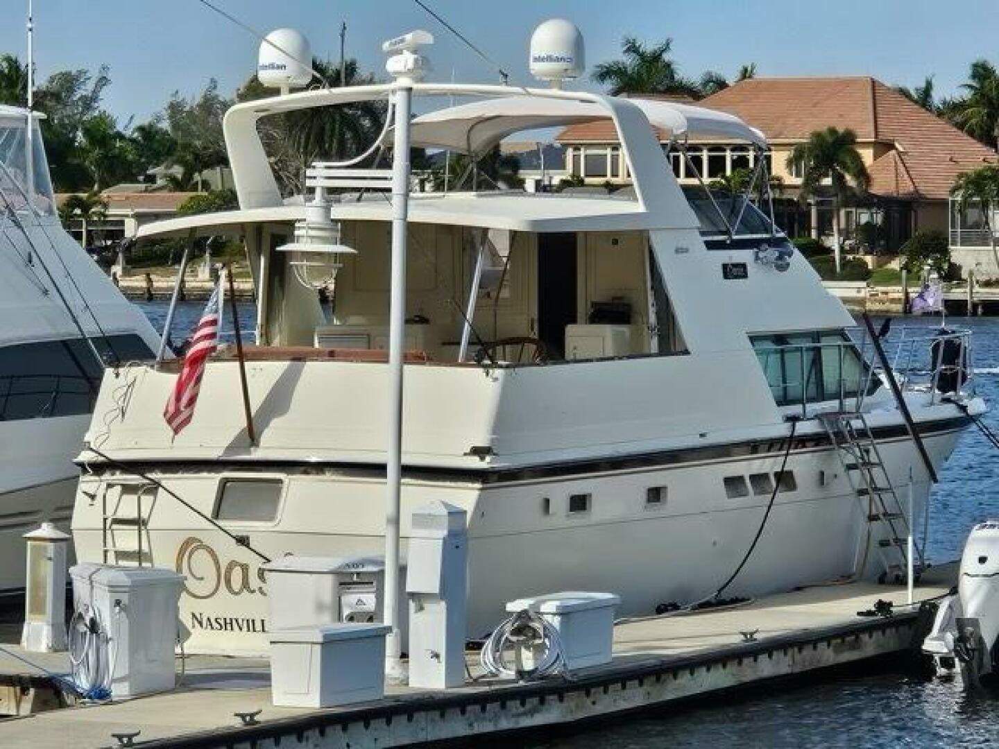 Slide: The Image of Hatteras Motor Yacht 1990 - 4131174