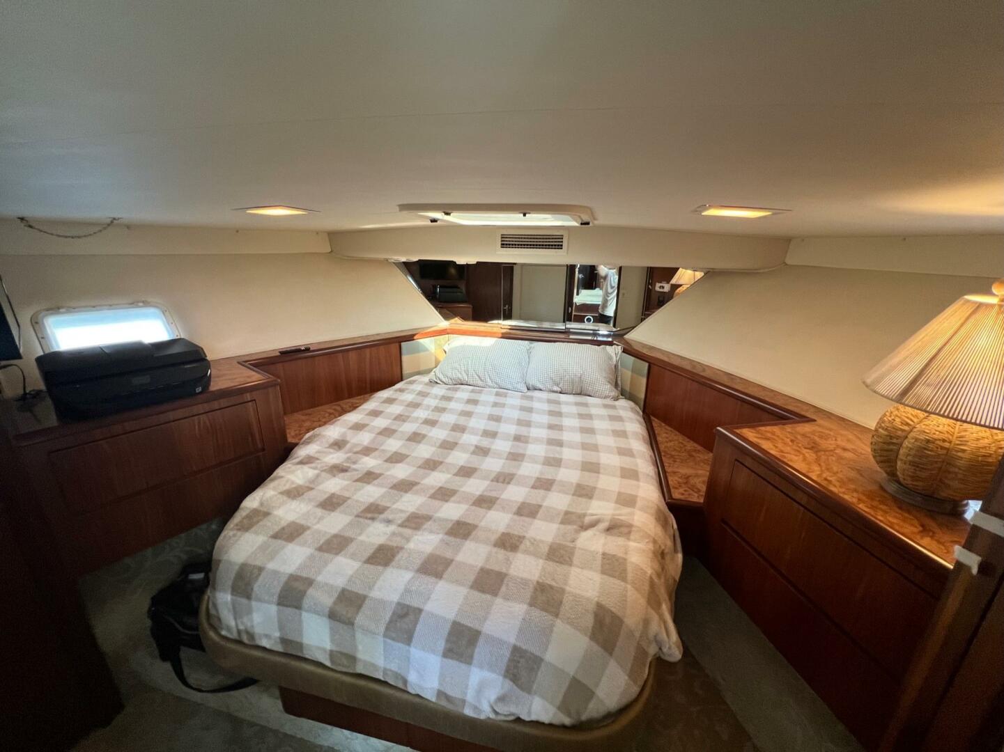 Slide: The Image of Hatteras Motor Yacht 1990 - 4131188