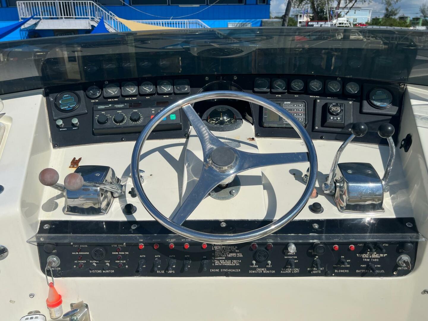 Slide: The Image of Hatteras Motor Yacht 1990 - 4131180