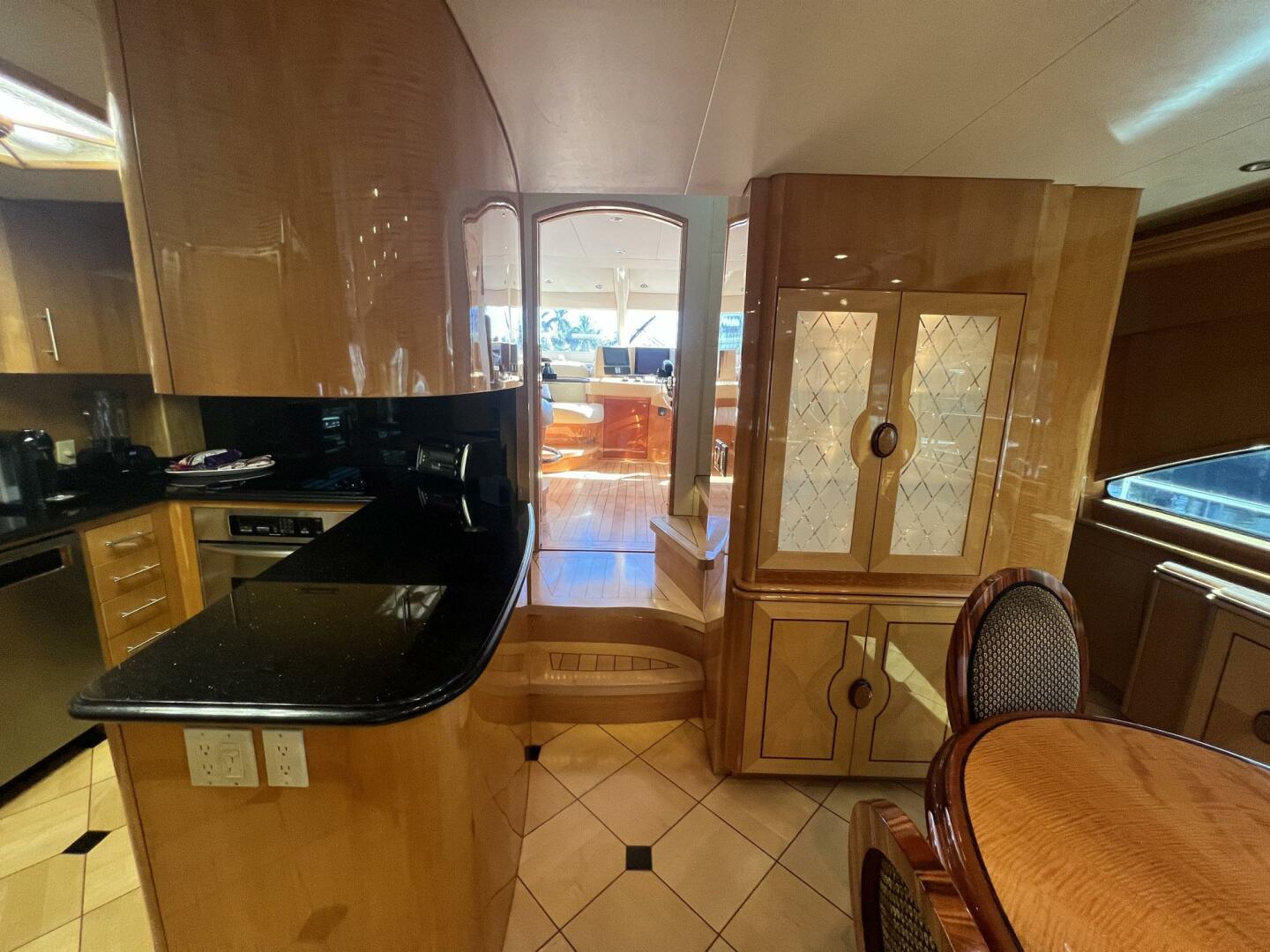 Slide: The Image of Hatteras Motor Yacht 2004 - 3964991