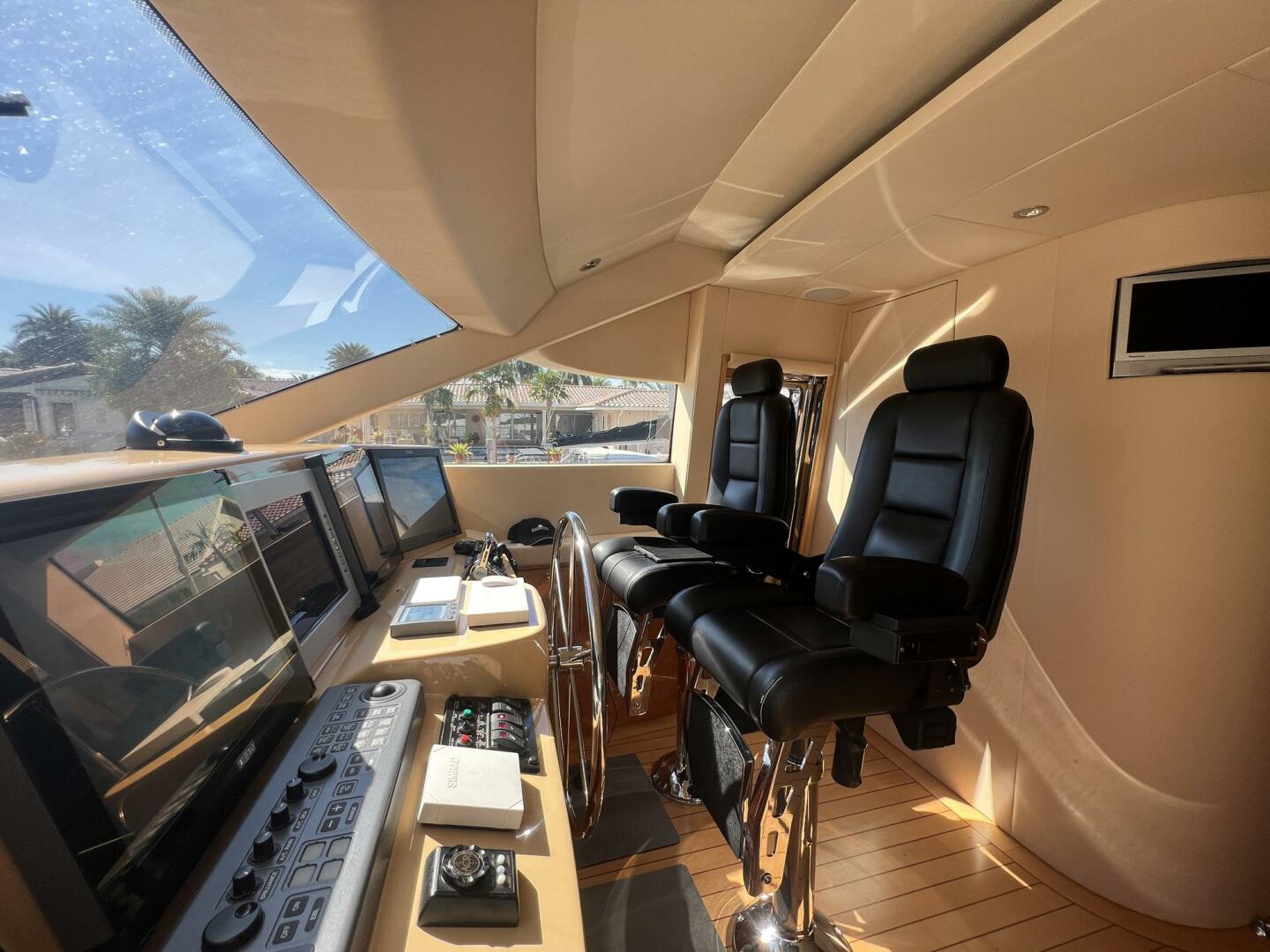 Slide: The Image of Hatteras Motor Yacht 2004 - 3964996