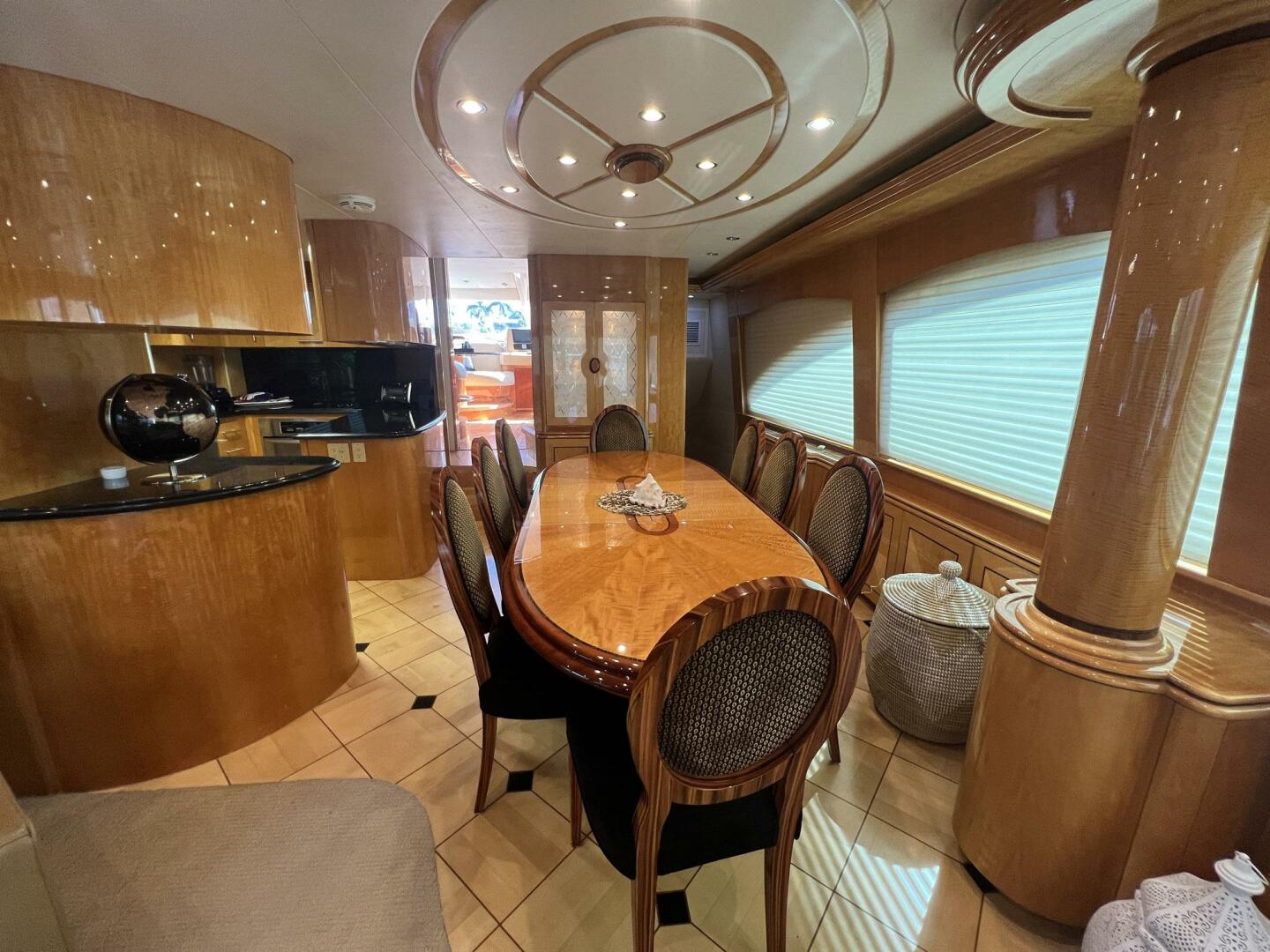 Slide: The Image of Hatteras Motor Yacht 2004 - 3964983
