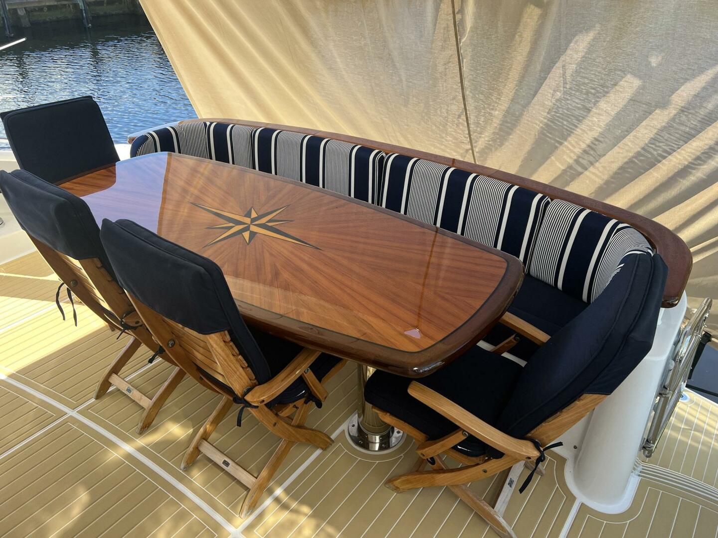 Slide: The Image of Hatteras Motor Yacht 2004 - 3965044