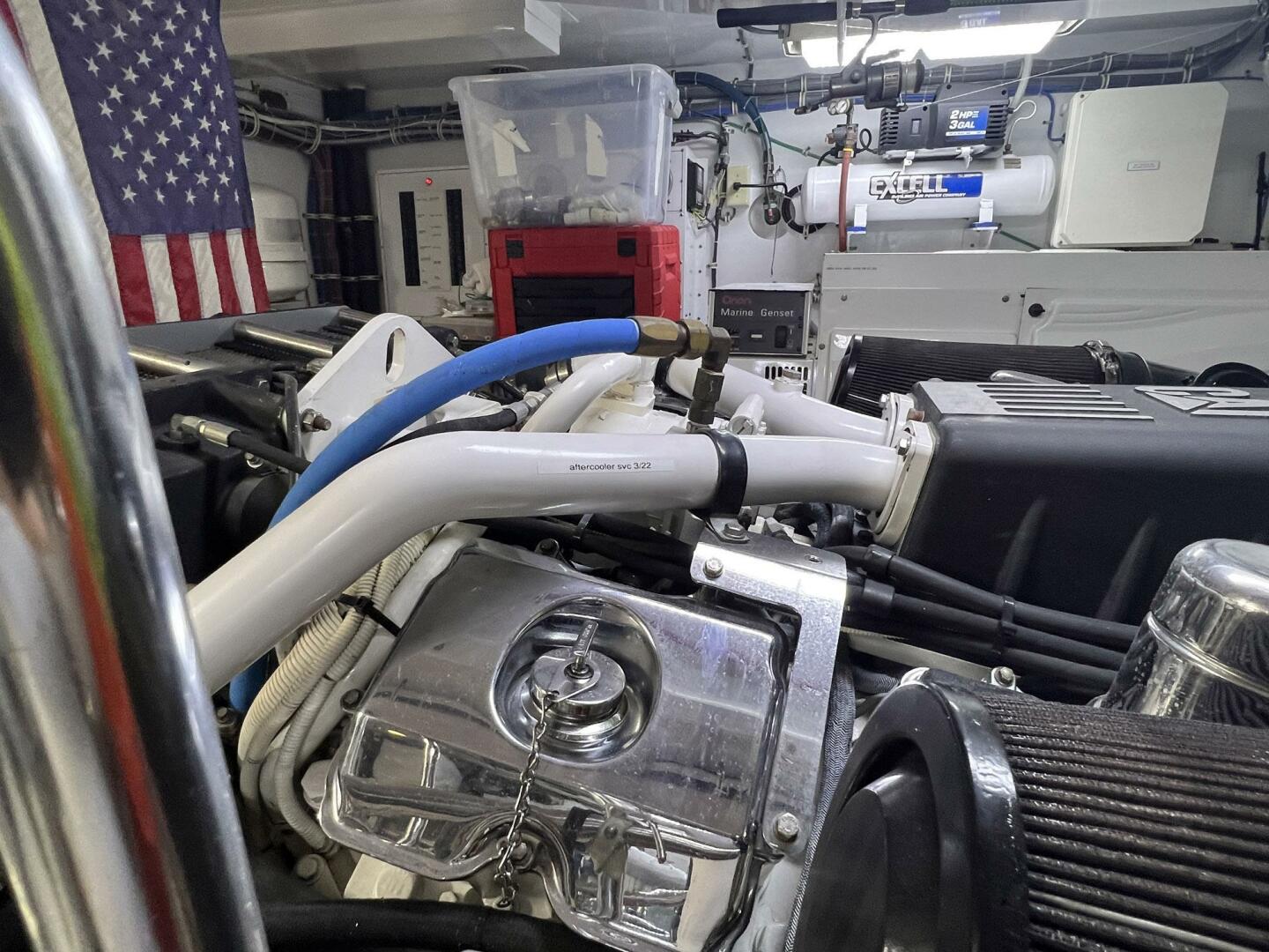 Slide: The Image of Hatteras Motor Yacht 2004 - 3965062