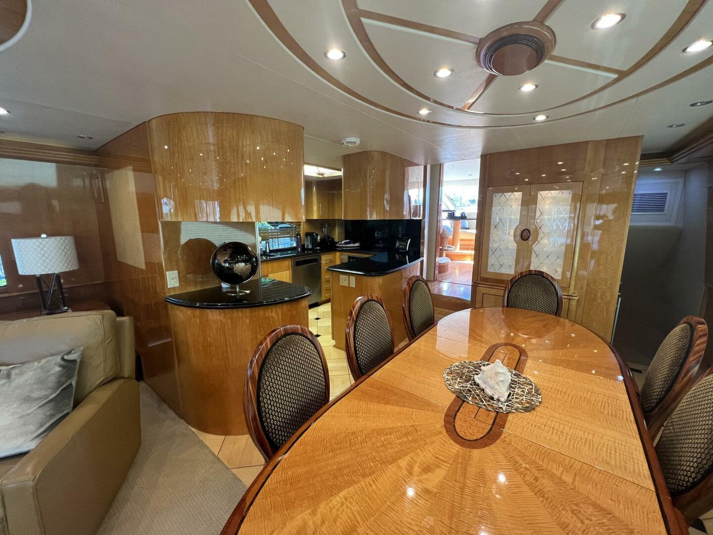 Slide: The Image of Hatteras Motor Yacht 2004 - 3964986