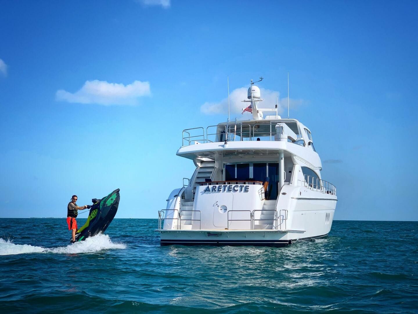 Slide: The Image of Hatteras Motor Yacht 2004 - 3965073