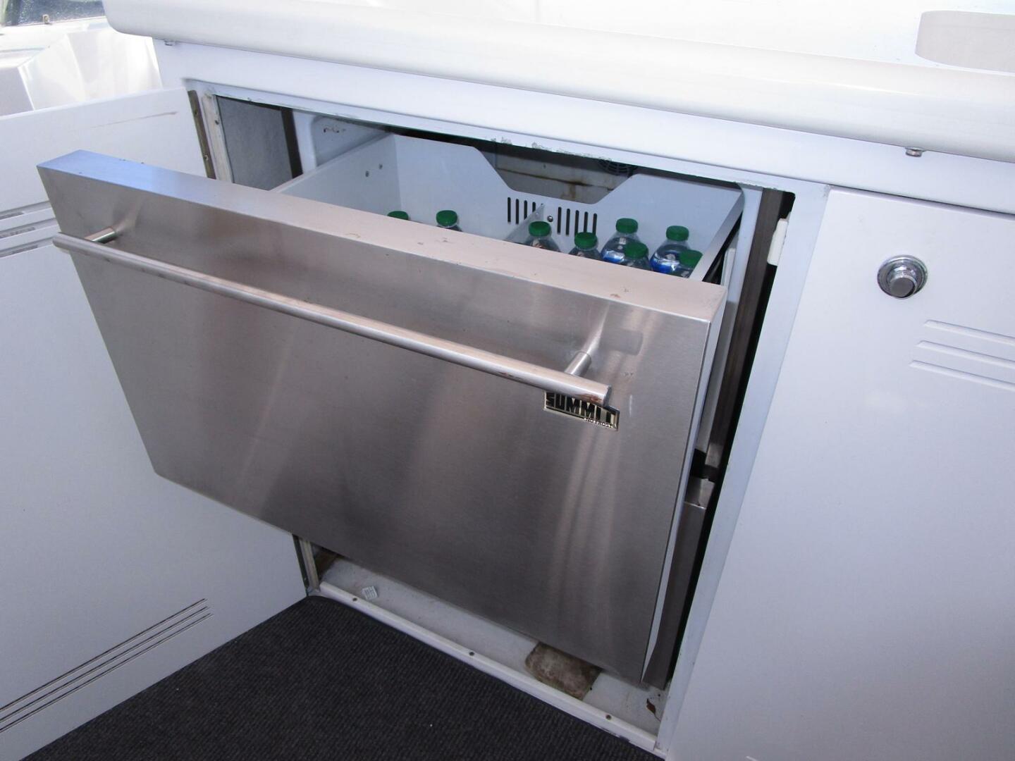 Slide: The Image of Flybridge Bar Refrigeration  - 5121485