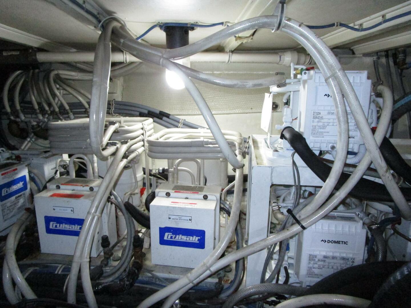 Slide: The Image of A/C Compressor  - 5121506
