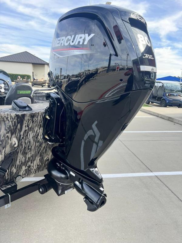 Slide: The Image of 2024 Havoc Boats 1756 FRRSCST with Mercury 80 Jet outboard motor. - 14