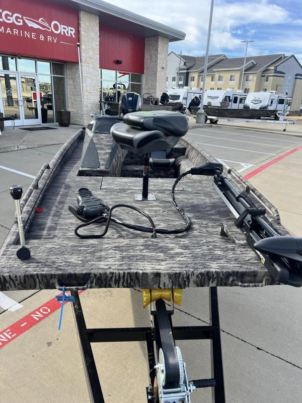 Slide: The Image of 2024 Havoc Boats 1756 FRRSCST fishing boat at dealership. - 7