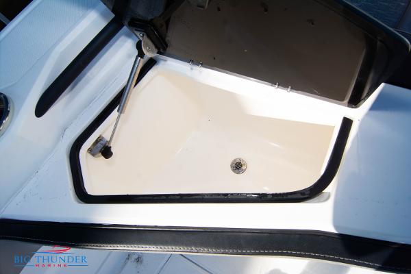 Slide: The Image of Hayaari Marine H44Z 2023 - 70