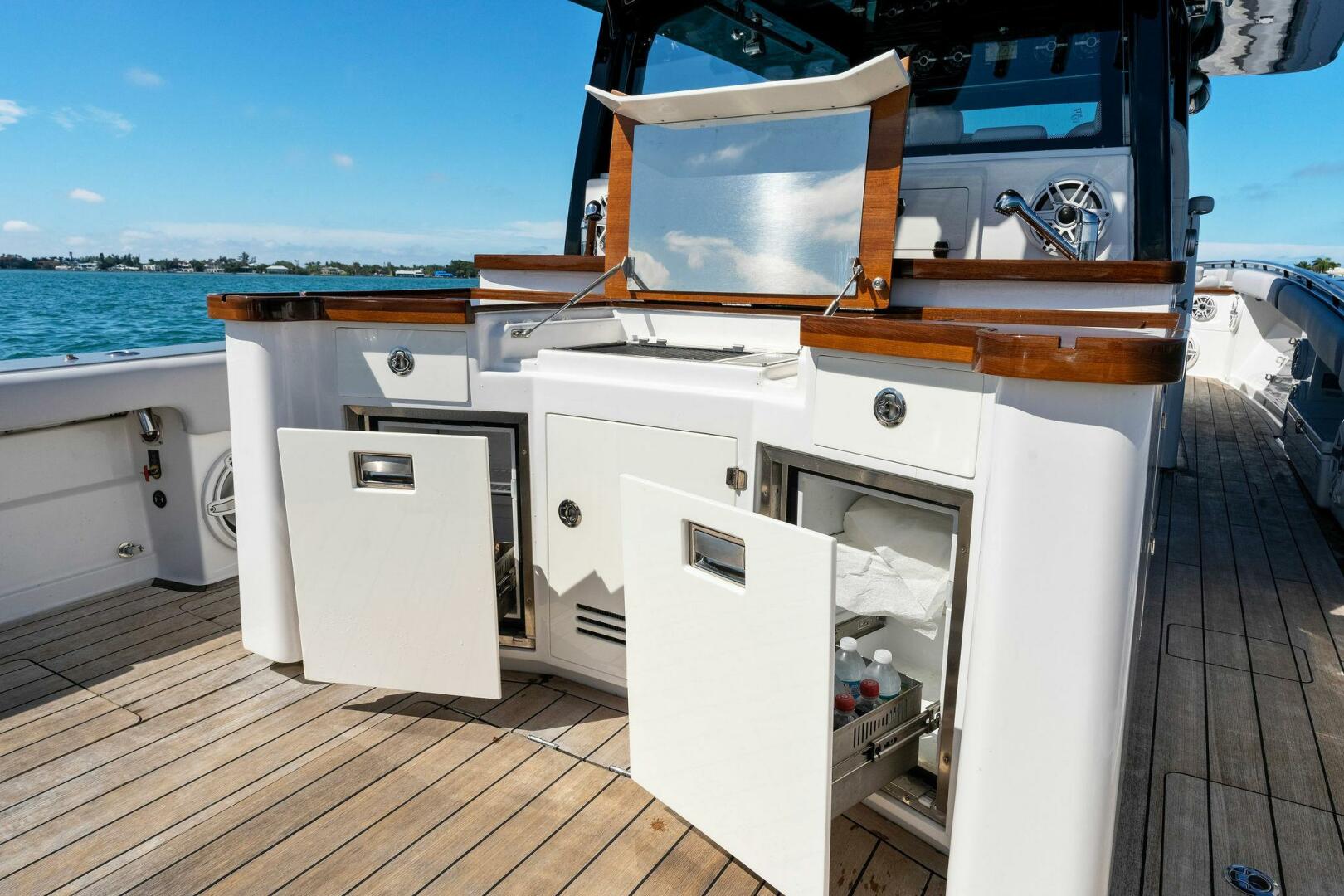 Slide: The Image of 2020 HCB 53 Suenos Lovin Life - 3722741