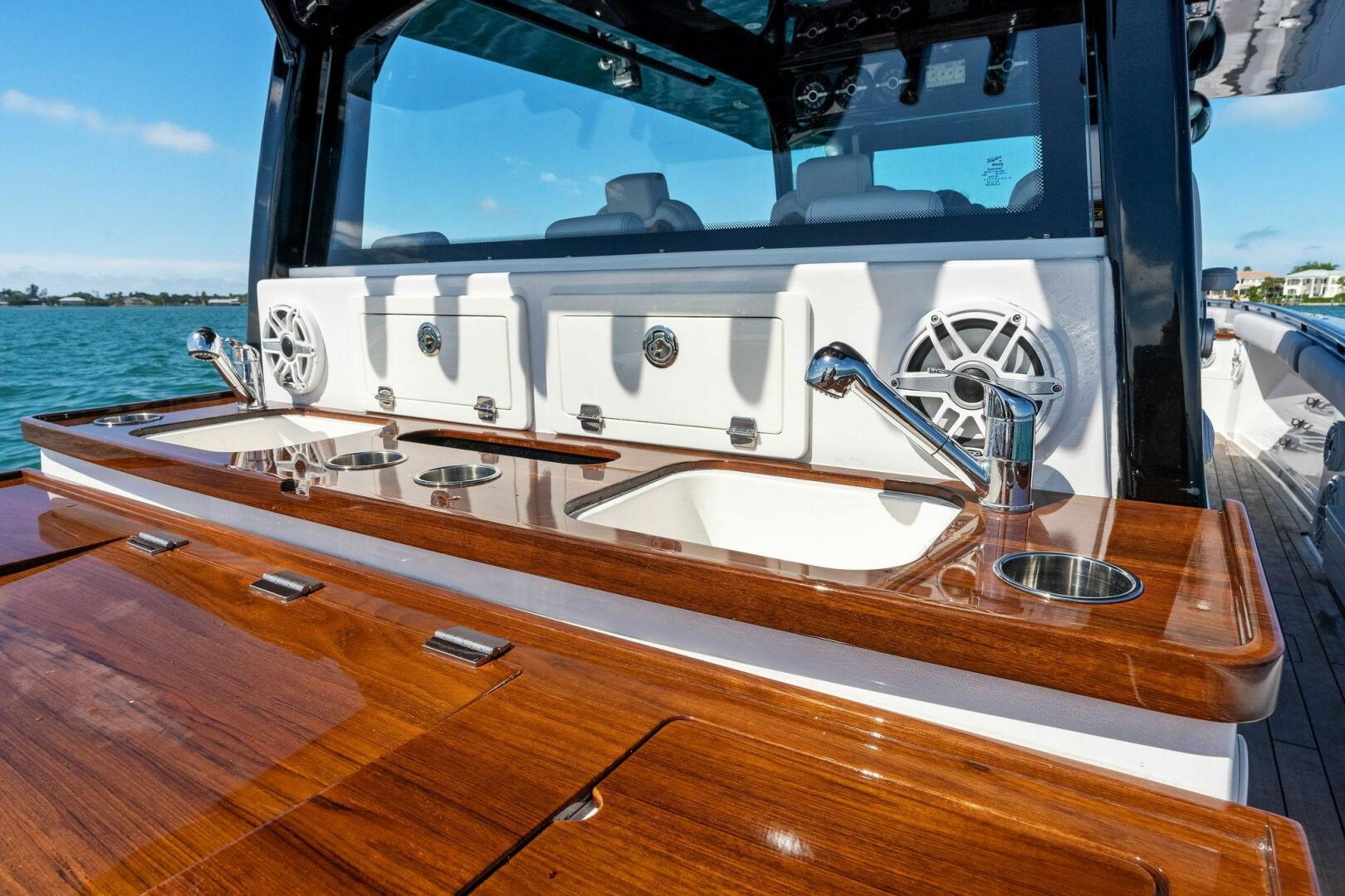 Slide: The Image of 2020 HCB 53 Suenos Lovin Life - 3722742