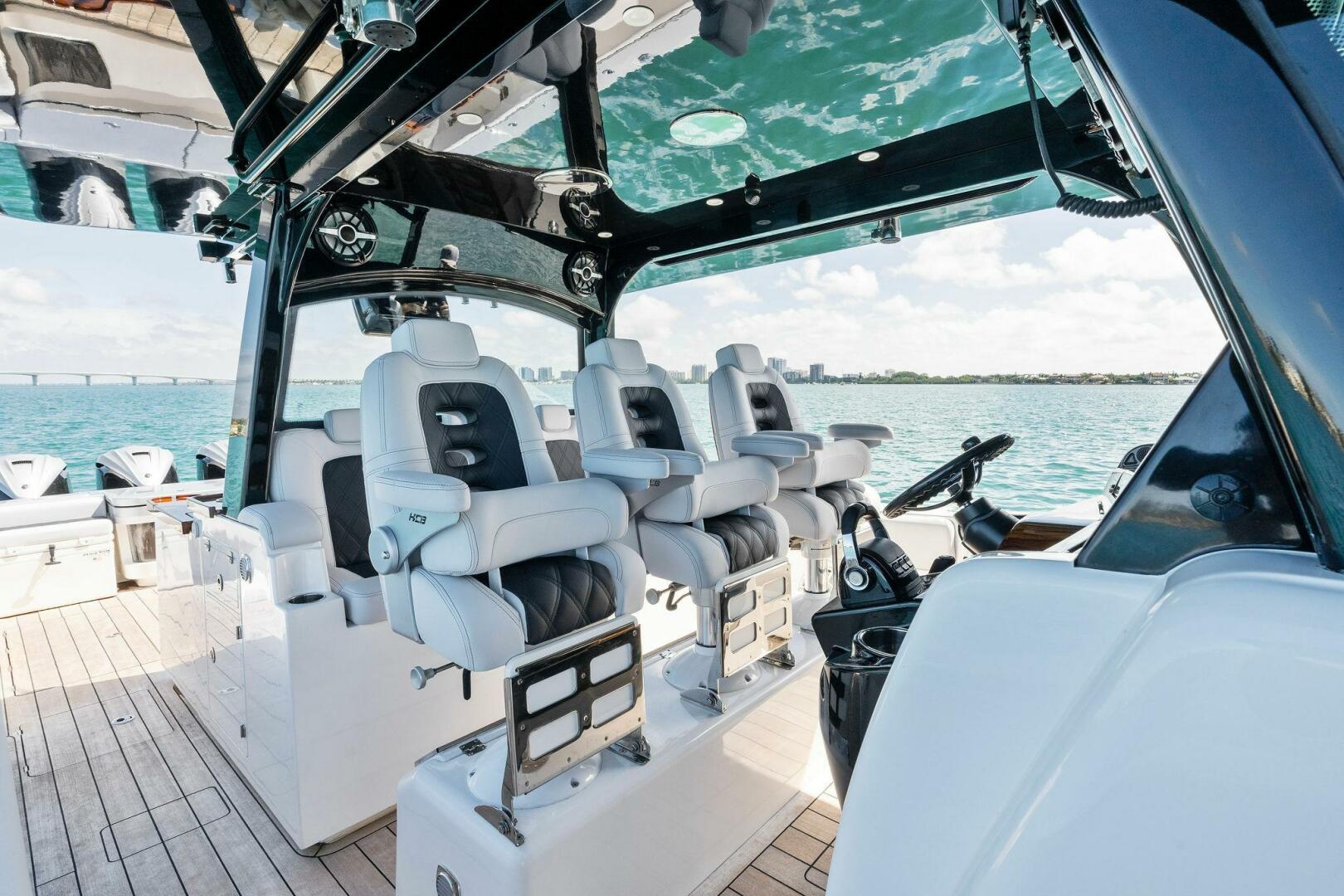 Slide: The Image of 2020 HCB 53 Suenos Lovin Life - 3722754