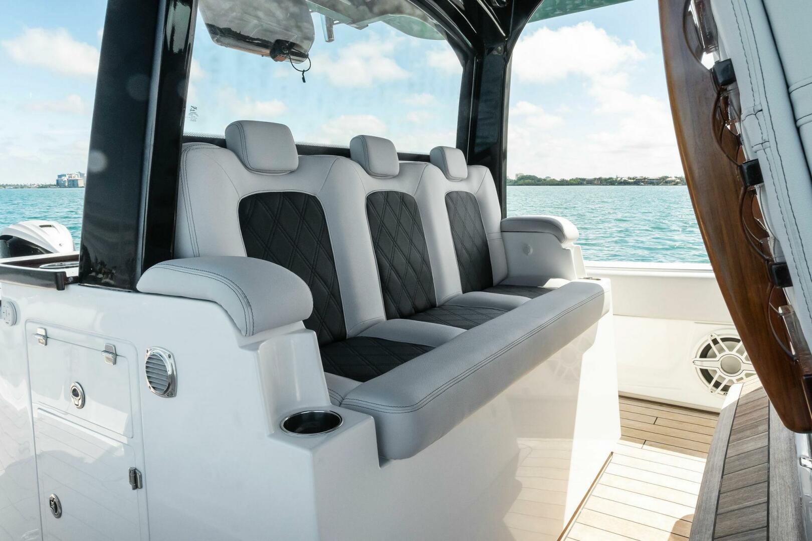 Slide: The Image of 2020 HCB 53 Suenos Lovin Life - 3722767