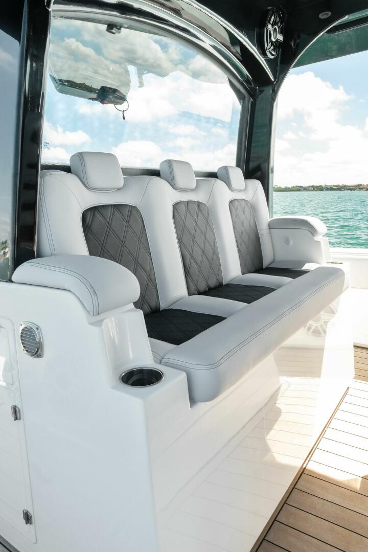 Slide: The Image of 2020 HCB 53 Suenos Lovin Life - 3722766