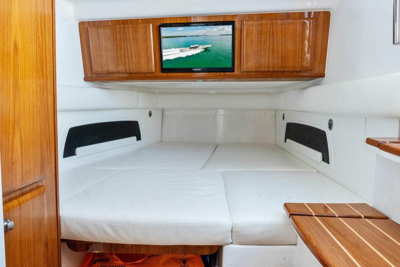 Slide: The Image of 2020 HCB 53 Suenos Lovin Life Cabin - 3722794