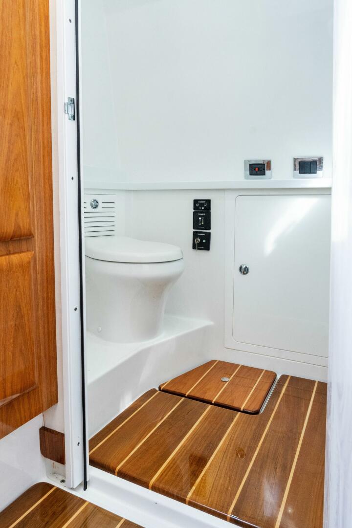 Slide: The Image of 2020 HCB 53 Suenos Lovin Life - 3722797