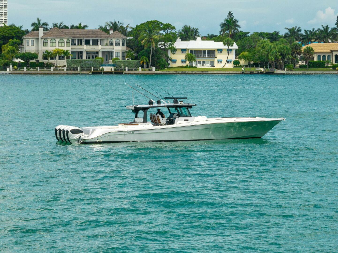 Slide: The Image of 2020 HCB 53 Suenos Lovin Life - 3722814