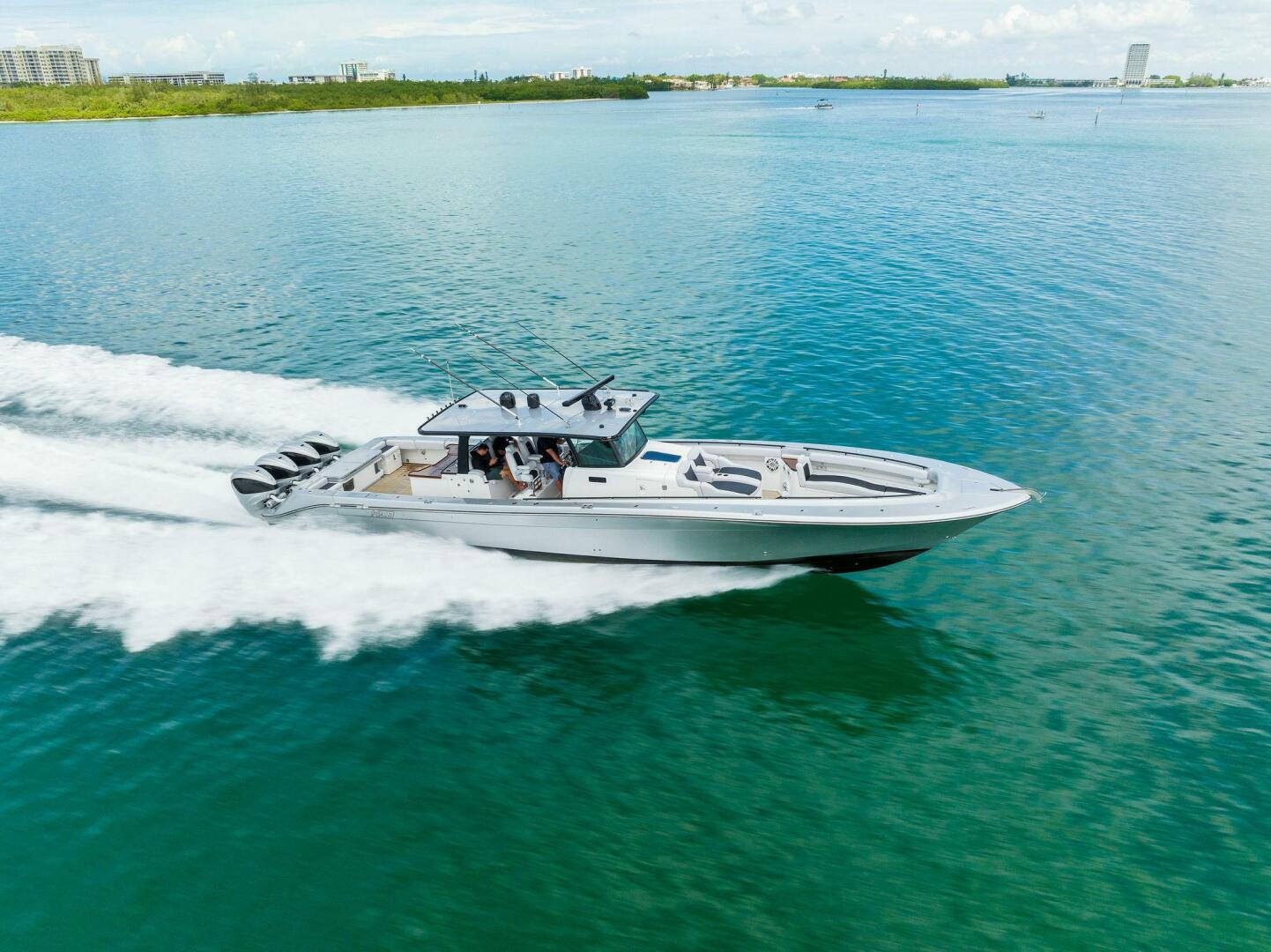 Slide: The Image of 2020 HCB 53 Suenos Lovin Life - 3722821