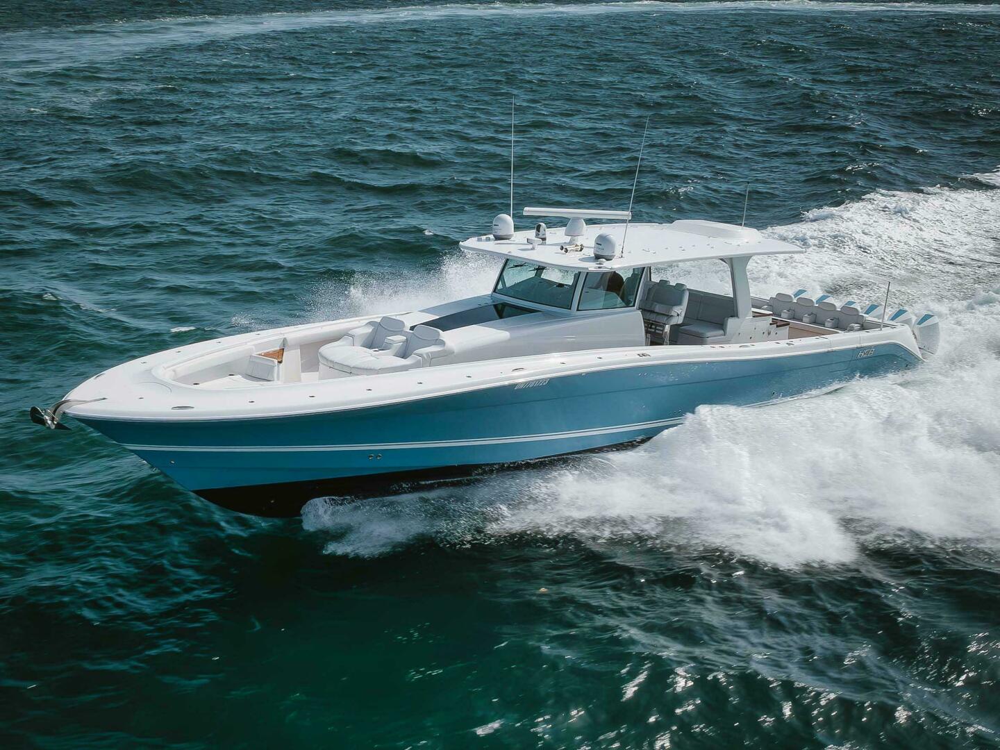 Slide: The Image of HCB 65 Estrella 2022 - 4427310