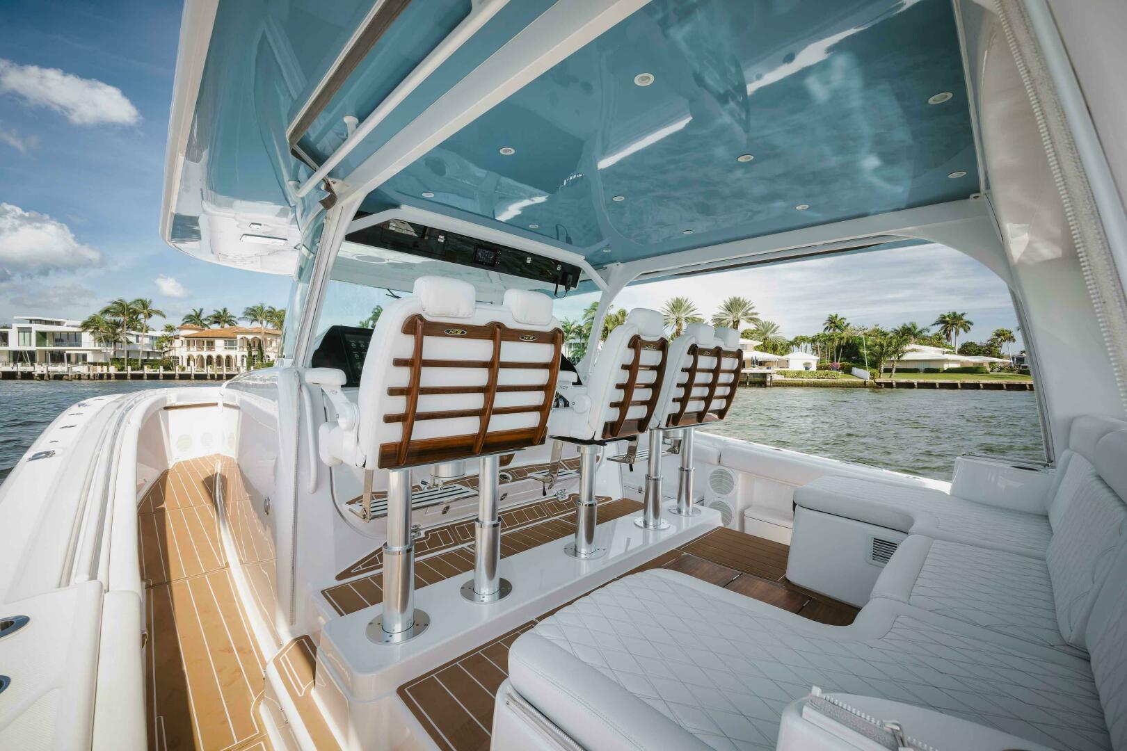 Slide: The Image of HCB 65 Estrella 2022 - 4427347