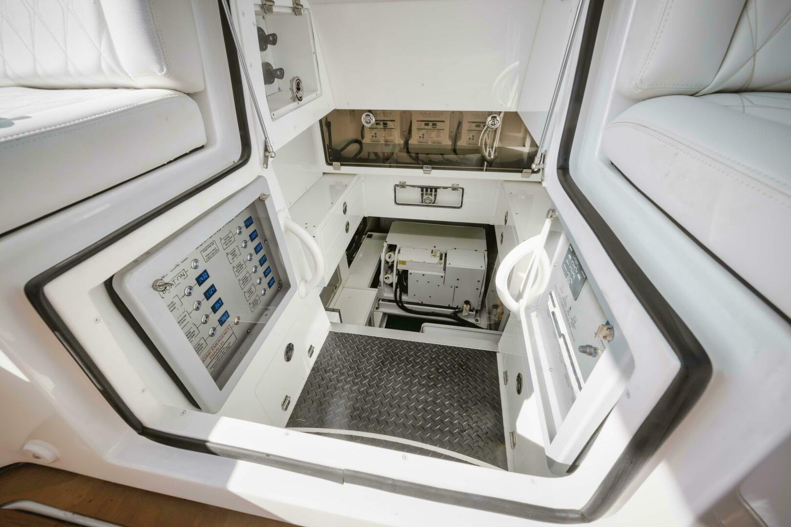 Slide: The Image of HCB 65 Estrella 2022 - 4427358