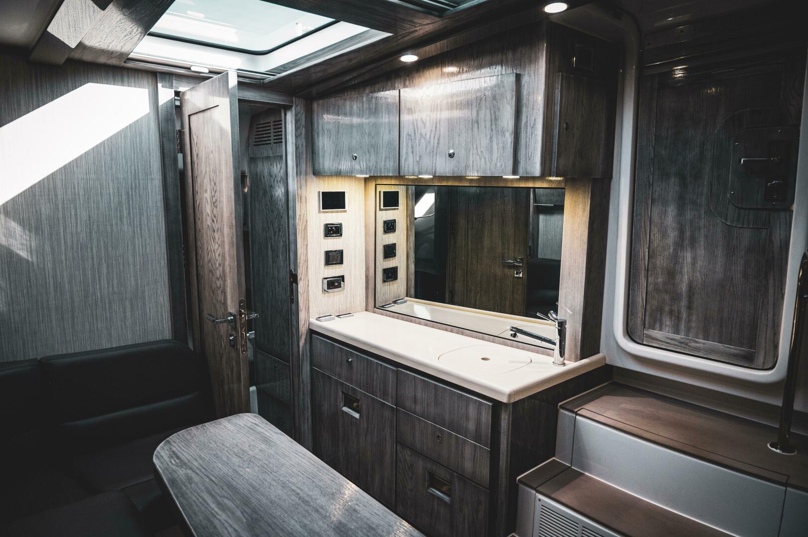 Slide: The Image of HCB 65 Estrella 2023 - 4427365