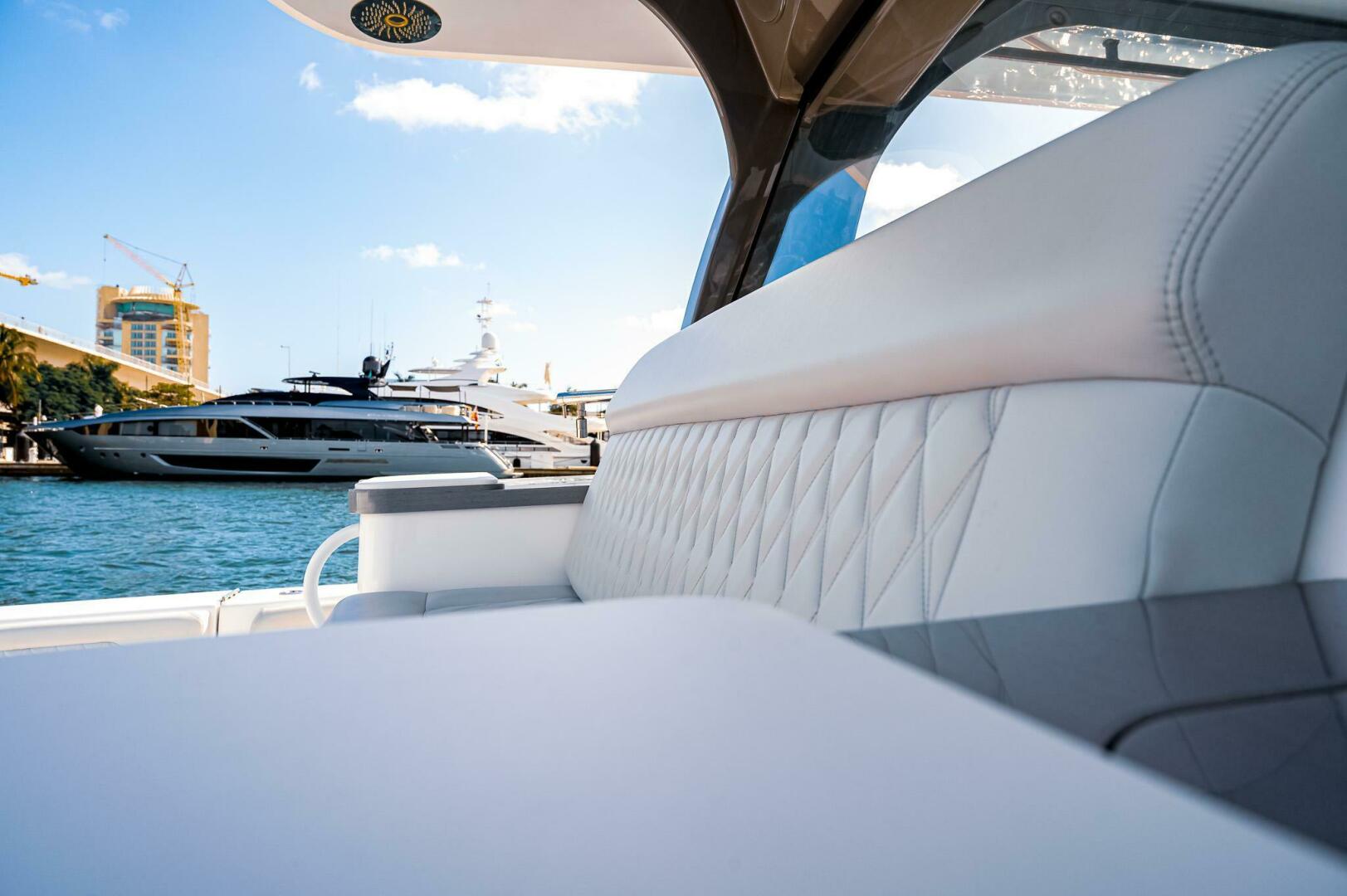 Slide: The Image of HCB 65 Estrella 2023 - 4427381