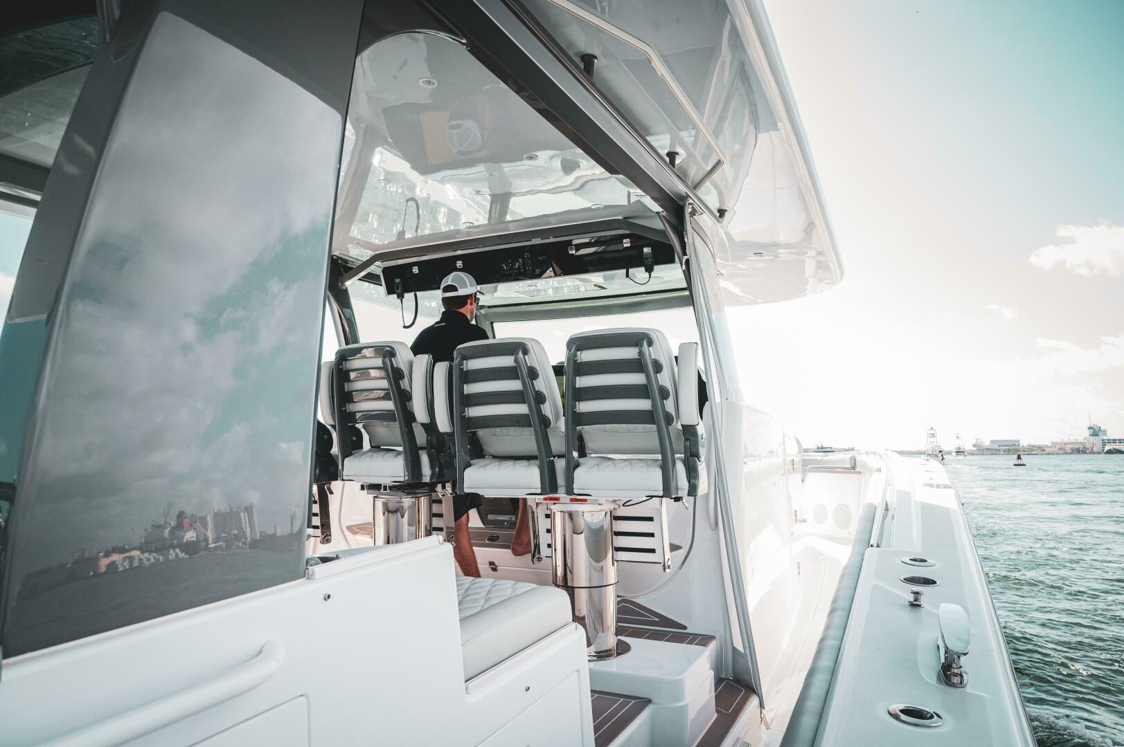 Slide: The Image of HCB 65 Estrella 2023 - 4427384