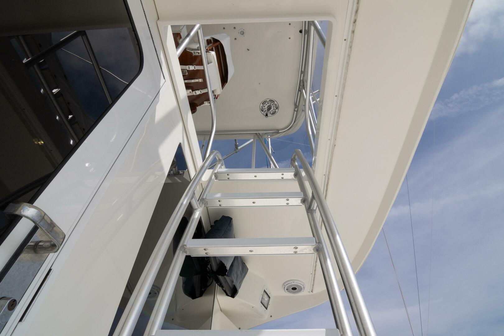 Slide: The Image of 2007 Henriques 42 Flybridge - ROCK SOLID - 17
