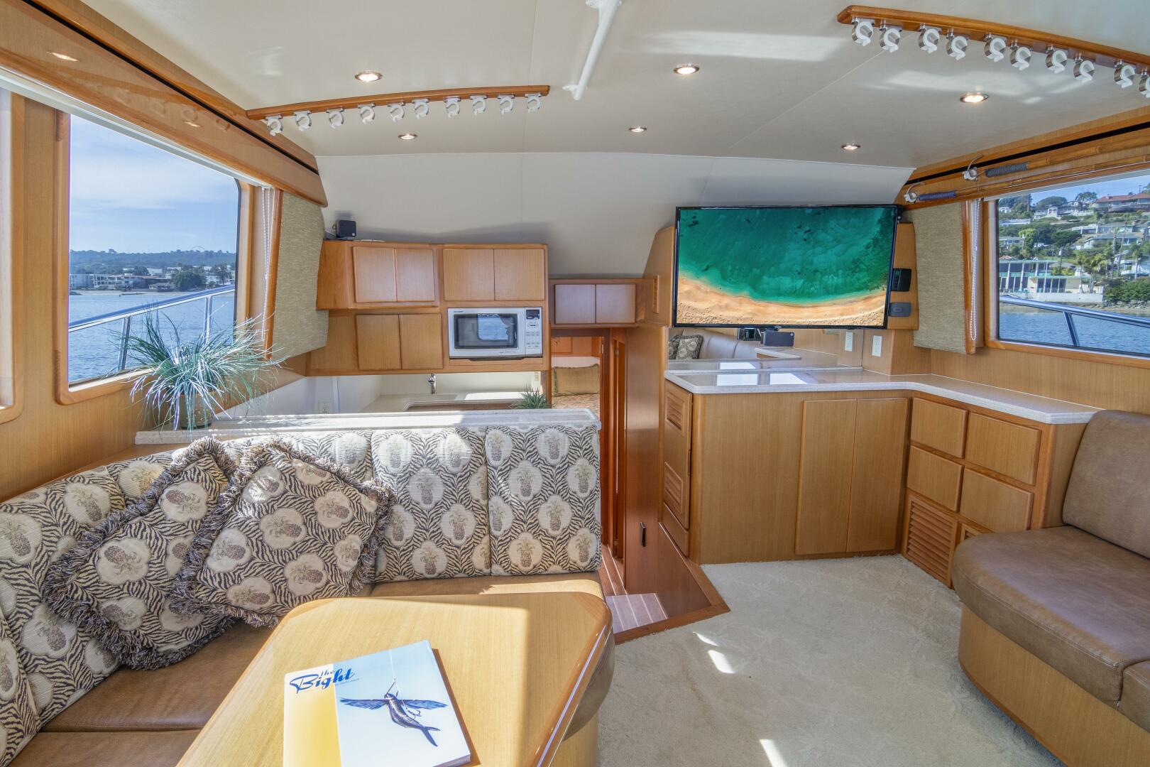 Slide: The Image of 2007 Henriques 42 Flybridge - ROCK SOLID - 9