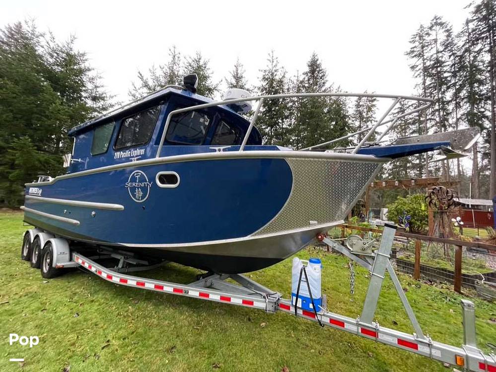 Slide: The Image of Hewescraft Pacific Explorer 270 2022 - 0