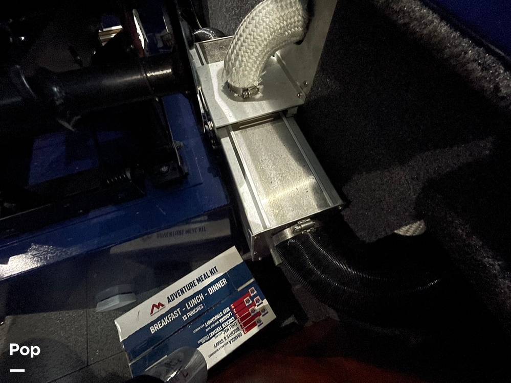 Slide: The Image of Hewescraft Pacific Explorer 270 2022 - 107