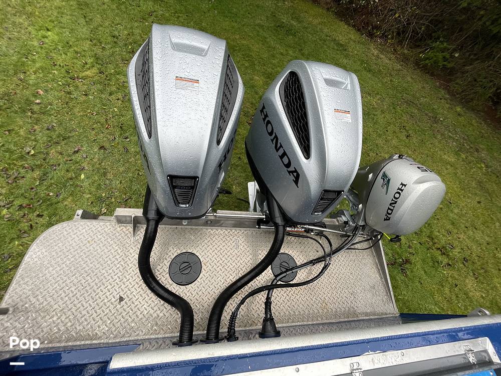 Slide: The Image of Hewescraft Pacific Explorer 270 2022 - 115