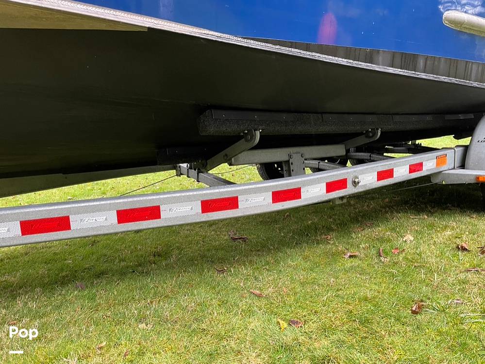 Slide: The Image of Hewescraft Pacific Explorer 270 2022 - 143