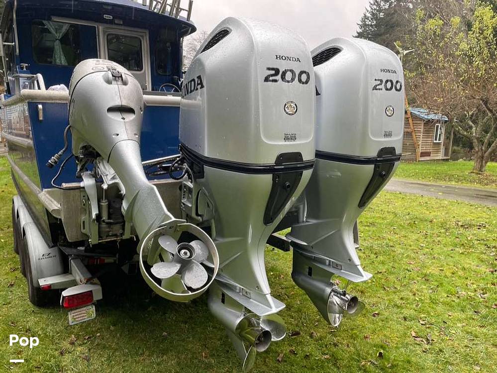 Slide: The Image of Hewescraft Pacific Explorer 270 2022 - 2