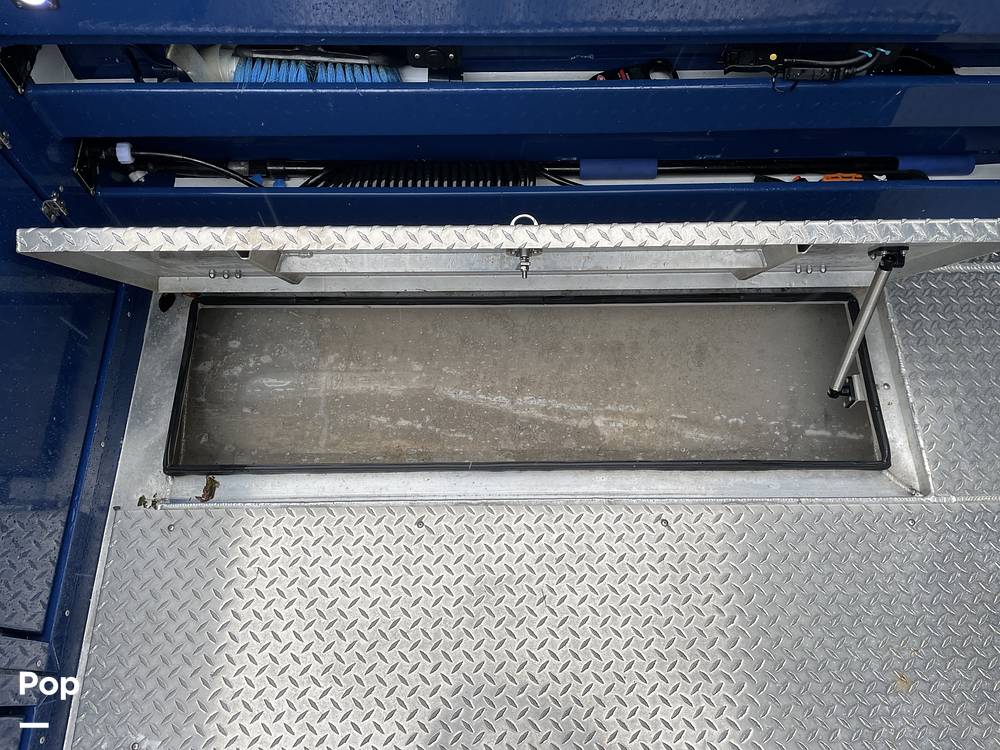 Slide: The Image of Hewescraft Pacific Explorer 270 2022 - 86