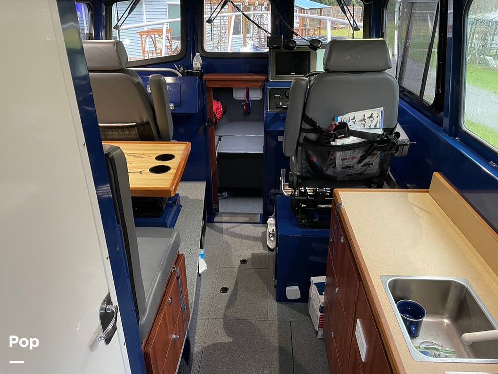 Slide: The Image of Hewescraft Pacific Explorer 270 2022 - 9